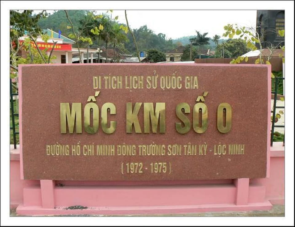 CON ĐƯỜNG HUYỀN THOẠI VÀ DI TÍCH KM SỐ 0