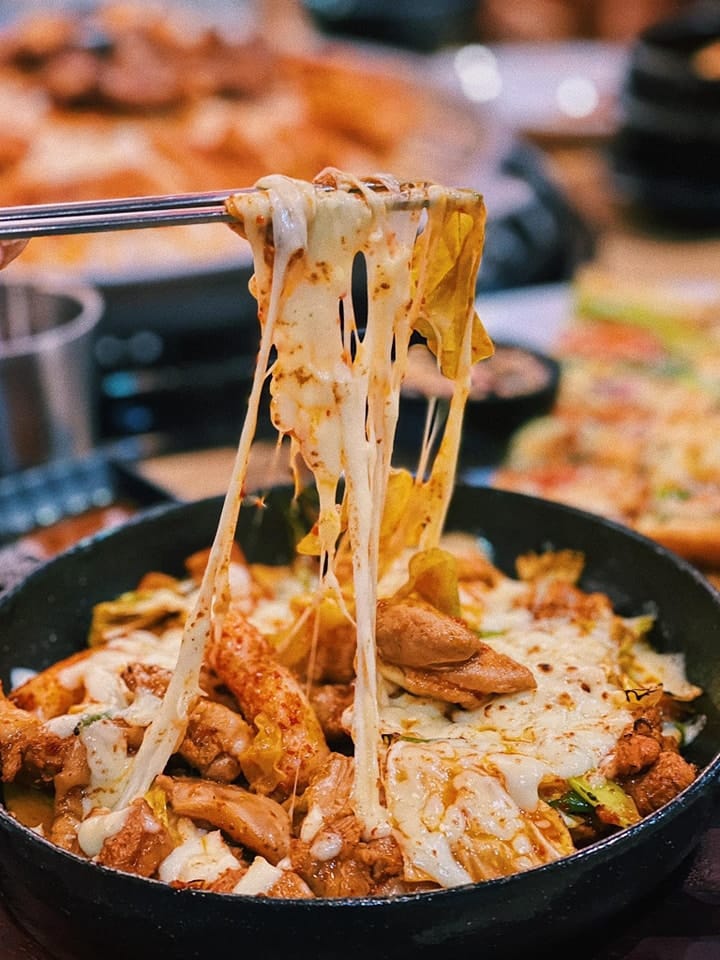 YOOGANE - ĐỆ NHẤT GÀ XÀO CHẢO CHUẨN HÀN