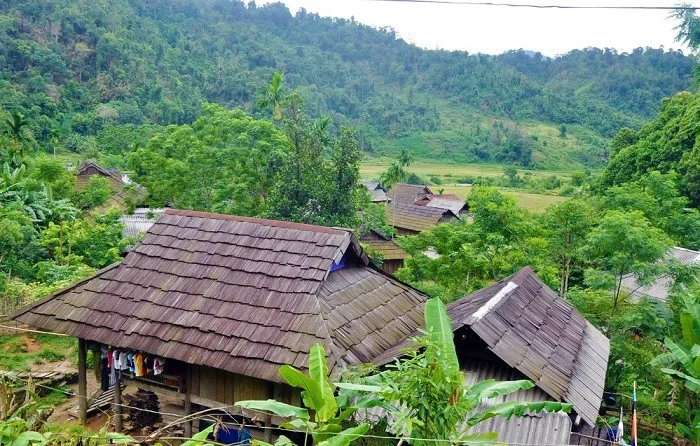 LÀNG HOA TIẾN - BỨC TRANH VĂN HÓA ĐẦY MÀU SẮC