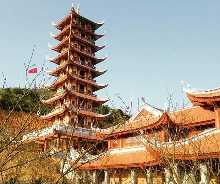 CHÙA CẦN LINH - ĐIỂM TỰA TÂM LINH GIỮA LÒNG THÀNH PHỐ