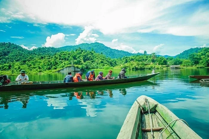 Top 6 Điểm Du Lịch Miền Tây Xứ Nghệ - Thiên Nhiên Hùng Vĩ Và Văn Hóa Đậm Đà