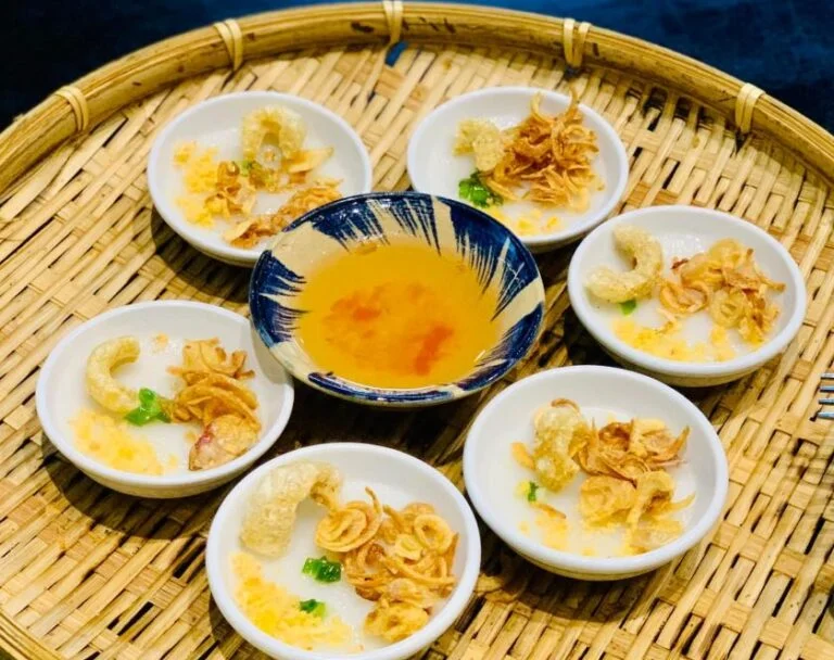 Top 5 Quán Bánh Bèo Chén Ngon Ở Vinh – Địa Chỉ Không Thể Bỏ Lỡ Cho Tín Đồ Ẩm Thực