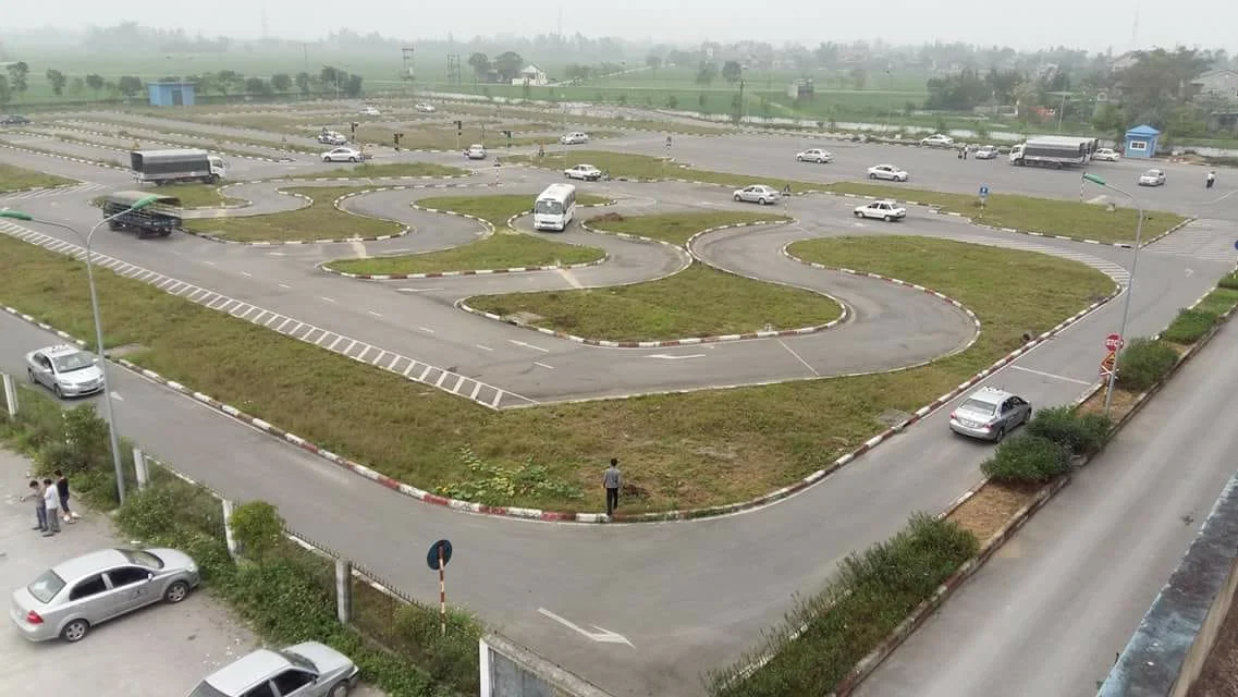 Top 4 Trung tâm dạy lái xe uy tín ở TP. Vinh – Học dễ, thi nhanh, đậu chắc