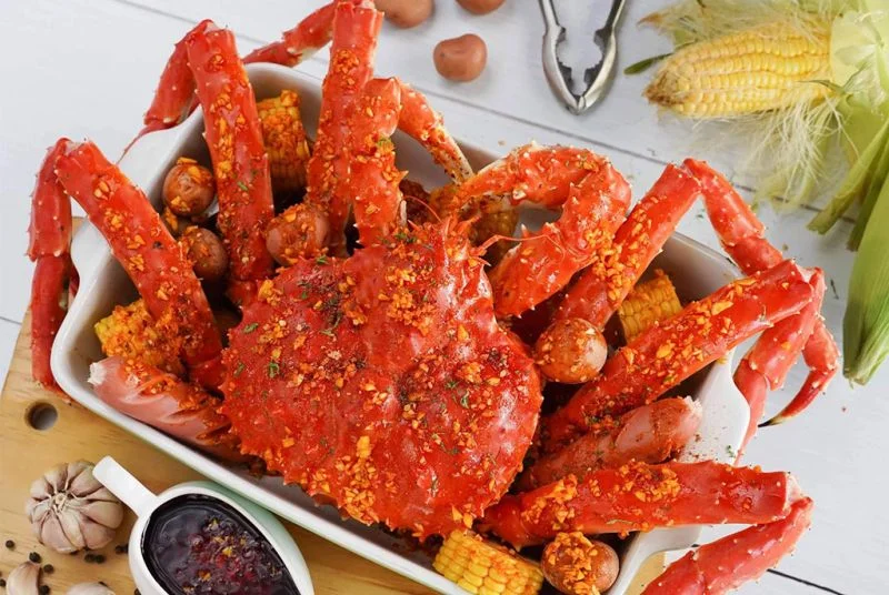 Top 5 Địa Chỉ Mua Cua Hoàng Đế Tươi Sống, Bao Chế Biến Ngon Tại Nghệ An